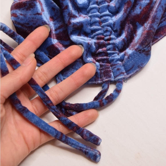 Wild Fable Ruched Marble Velvet Mini Bodycon long sleeve dress - Picture 4 of 4